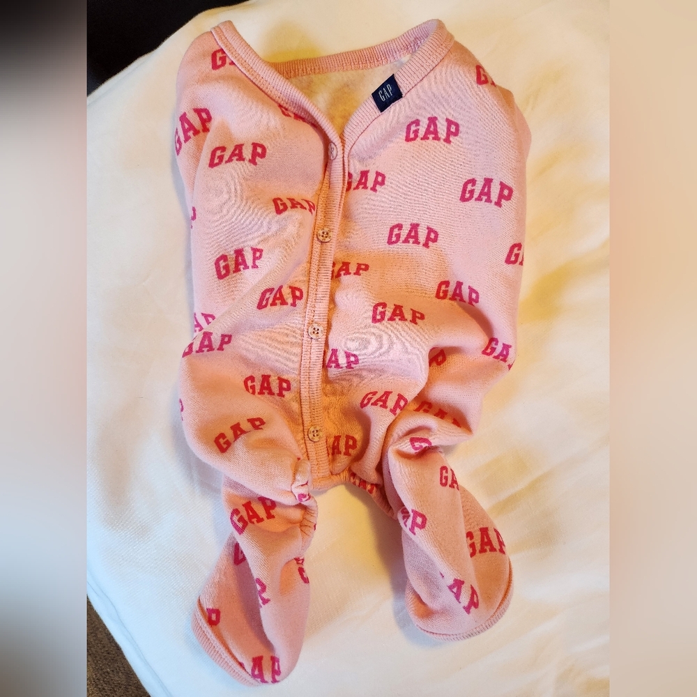 Pet Pajamas Gap Logo (Size Medium)